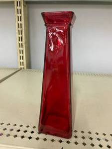 ASSORTED COLORED VASES