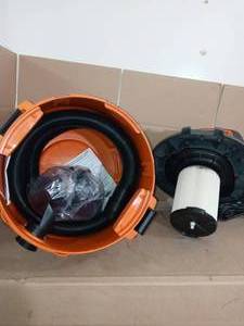 lot 2 image: 14 Gal. 6.0-Peak HP NXT WetDry Shop Vacuum with Filter, Hose and Accessories by RIDGID- missing accessories