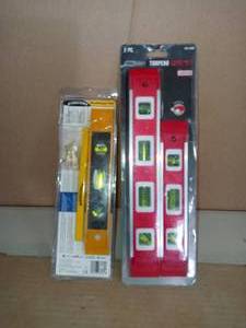 lot 13 image: StudSensor HD55 Stud Finder & Torpedo Level Set - 2 Piece- not used