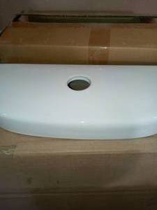 lot 22 image: Tank top for 1.1GPF dual flush toilet- part only