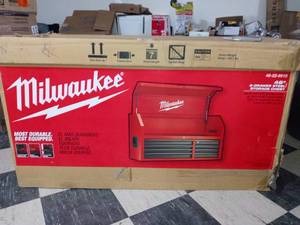 lot 50 image: 46 in. 8-Drawer Steel Storage Top Chest in Red and Black by Milwaukee- open box not used