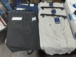 2-Pair Of IZOD Golf Shorts Size 44, 3 Pair Of IZOD Sport Flex Shorts Size 42