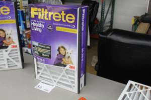 lot 86 image: Filtrete Ultra Alergen Healthy Living 1550 Electrostatic High Performance Air Filter 16x25x5 (in package)