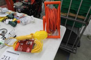 lot 213 image: Ace Indoor Trouble Light 75W 25, Extension Cord with Cord Reel