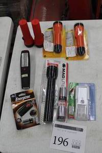 lot 196 image: Lot of (8) Flashlights - Energizer Cap Light, Mag Lite LED 20, Mini Safety-Lite, And More