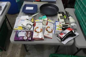lot 256 image: Lot of Kitchen Accessories (in package) - Pans, Skewers, Can Openers, Choppers, Slicers, Misc. Kitchen Accessories
