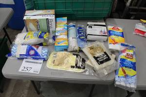 lot 257 image: Lot of Kitchen Cleaning Accessories (in package) - Mop Heads, Sweepers, Floor Finish Applicators