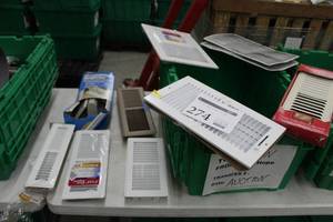lot 274 image: Lot of House Register Covers (in package) - 4x12 Floor, 2x12 Floor, Humidifier Register, 12x8 Ceiling, Misc. Registers