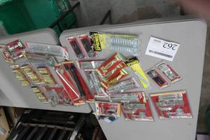 lot 262 image: Lot of House Hardware (in package) - Utility Pulls, Hasp Locks, Door Latch, Barrel Bolt, Gate Anti-Sag Kit, Misc. House Gate Hardware