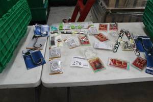 lot 279 image: Lot of Household Hooks (in package) - Over Door, Vinyl Sliding, Garment, Wall Rack, Misc. Hooks