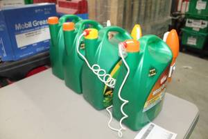 lot 297 image: Lot of (4) Ortho Weed B Gon Weed Killer with Sprayer 1-Gallon Plastic Bottles