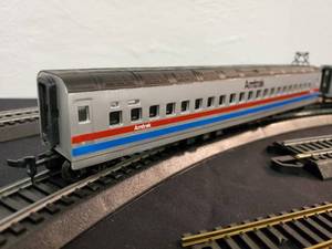 lot 6 image: (2) Model Power HO Scale Amtrak Passenger Cars