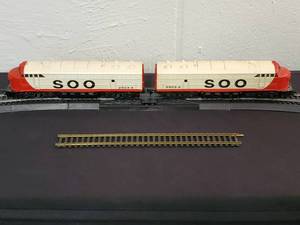 lot 36 image: ALM Tempo HO Scale Southern Line Diesel Engines A & B Units #2503-A