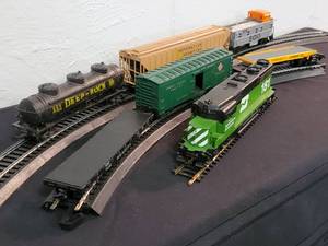 lot 96 image: HO Scale Train Set