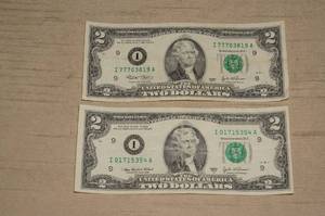 2 US 2 Dollar Bills