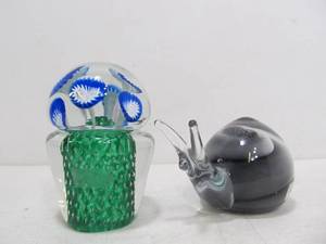 lot 41 image: 2 Art Glass Paperweights - One Signed
