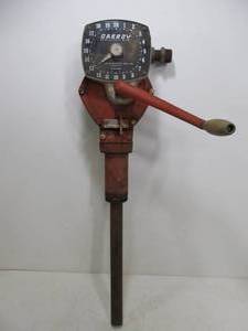 lot 157 image: Vintage GASBOY Rotary Hand Crank Gas Pump