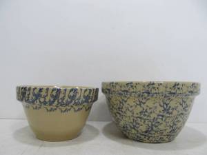 lot 243 image: Vintage Robinson Ransbottom Stoneware Mixing Bowls