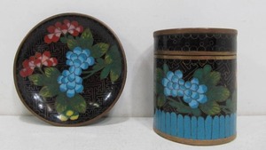lot 258 image: Matching Vintage Oriental Brass Cloisonne Lidded Jar & Small Tray