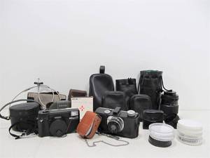 lot 199 image: Large Lot of Vintage Film Camera & Accessories