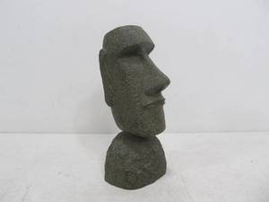 lot 271 image: Stone or Composite EASTER ISLAND Bobblehead