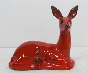 lot 273 image: Vintage Mid Century Art Pottery Ceramic Deer Figurine