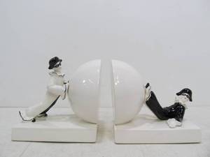 lot 285 image: Signed Japanese QQ Porcelain Harlequin Bookends