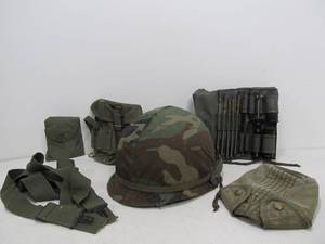 lot 294 image: Group of Vintage Military Items