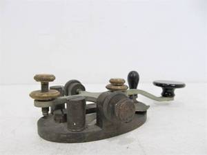 lot 317 image: Antique WESTERN ELECTRIC Telegraph Key