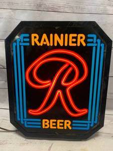 lot 7 image: Vintage Rainier Beer Lighted Sign13 X 15 12