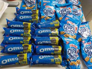 Oreos, Chips Ahoy, and 6 Bottles K...
