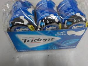 6 Bottles of 50 Sticks each Trident...