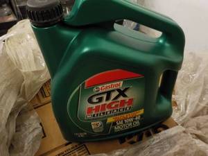 1 Gallon Castrol GTX High Milage SA...