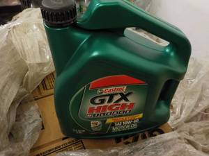 1 Gallon Castrol GTX High Milage SA...