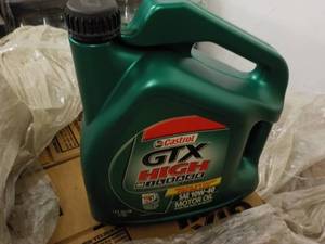 1 Gallon Castrol GTX High Milage SA...