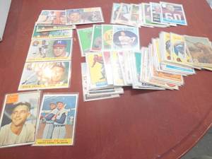 lot 3 image: (60) 1950s And 1960s Baseball And Football Card Lot