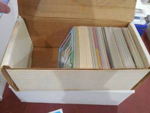 lot 26 image: Lot Of 1970s Topps Baseball Card - Good Condition With Many HOFers And Stars LK