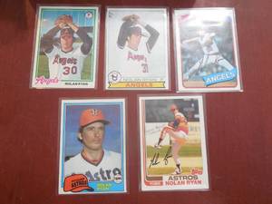 lot 46 image: 1978-1982 Topps Nolan Ryan Card Lot LK