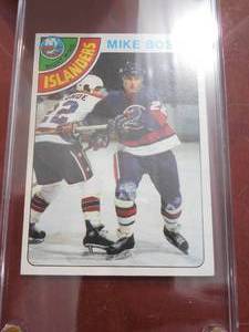 lot 62 image: 1978 Topps Mike Bossy Rookie Card #115 Excellent Condition LK