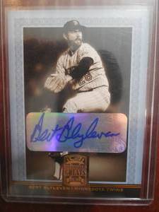 lot 86 image: 2005 Donruss Great Autograph Bert Blyleven LK