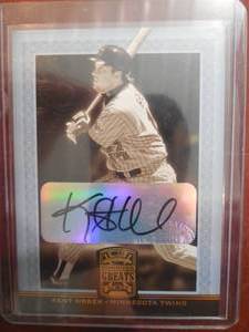 lot 88 image: 2005 Donruss Greats Autograph Kent Hrbek LK