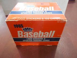 lot 102 image: 1985 Fleer Update Baseball Set (132) Cards LK