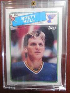 lot 120 image: 1988-89 Topps Hockey Brett Hull Rookie Card #66 LK