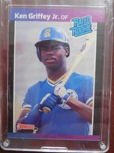 lot 141 image: 1989 Donruss Ken Griffey Jr. Rookie Card #33 LK