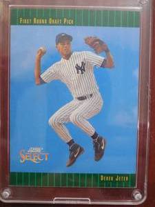 lot 143 image: 1993 Score Select Derek Jeter Rookie Card #360 LK