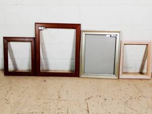 lot 317 image: Four Custom Wooden Photo Frames #2