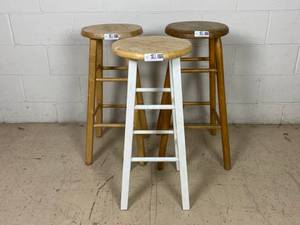 lot 372 image: 2 Wooden Vintage Bar Stools 1 Metal Bar Stool