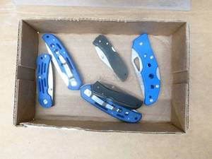 Qty of 5 knives. As shown.