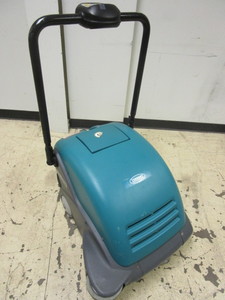 lot 137 image: TENANT FLOOR SWEEPER