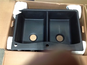 Lot of assorted sinks not used